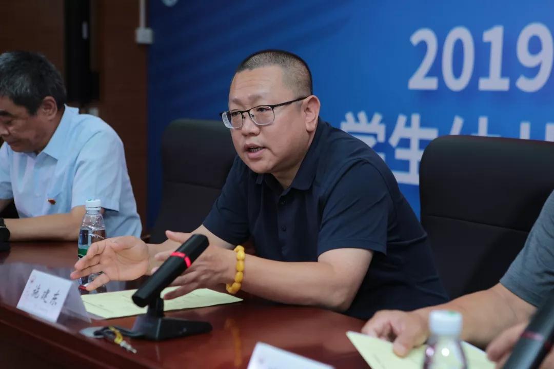 5d17ff0531cd6.jpg